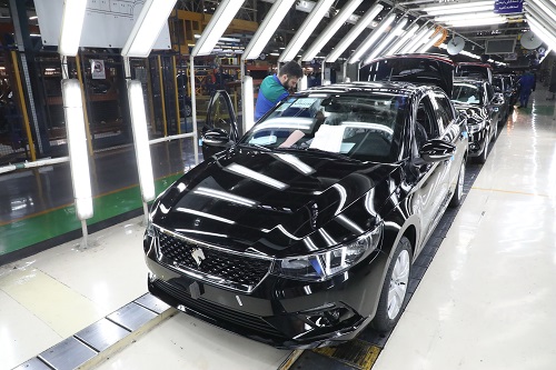 ایران خودرو بیش از ۵۶۸ هزار دستگاه خودرو تولید کرد