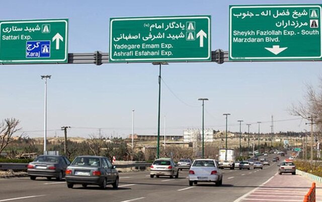کمبود تابلوهای راهنمایی در بزرگراه‌های پایتخت