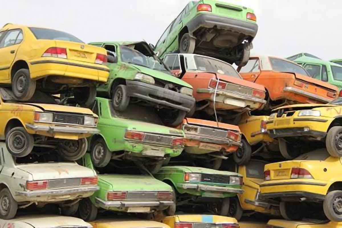 پلیس خواستار بازگشت سن فرسودگی به خودروها شد