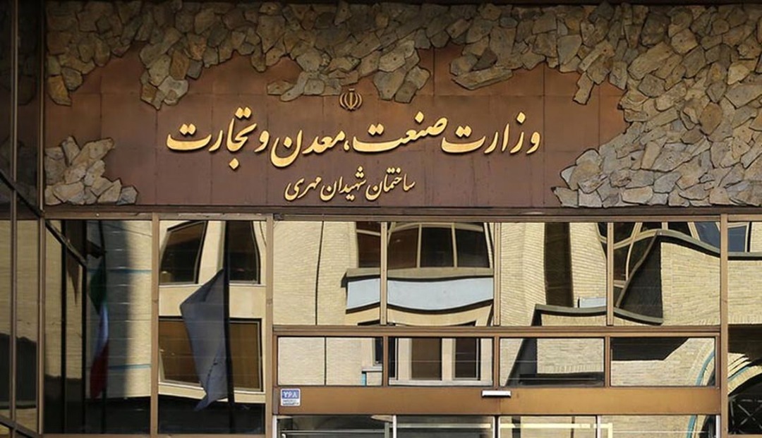 سامانه ثبت سفارش خودرو کفایت لازم را ندارد