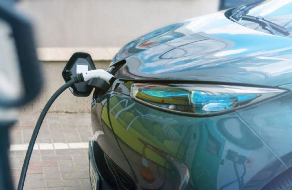 احداث سه ایستگاه شارژ خودروهای برقی در کیش