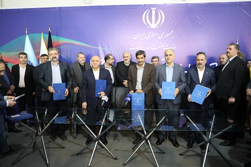 امضا تفاهم نامه پنج‌جانبه تست و آزمون خودروهای برقی