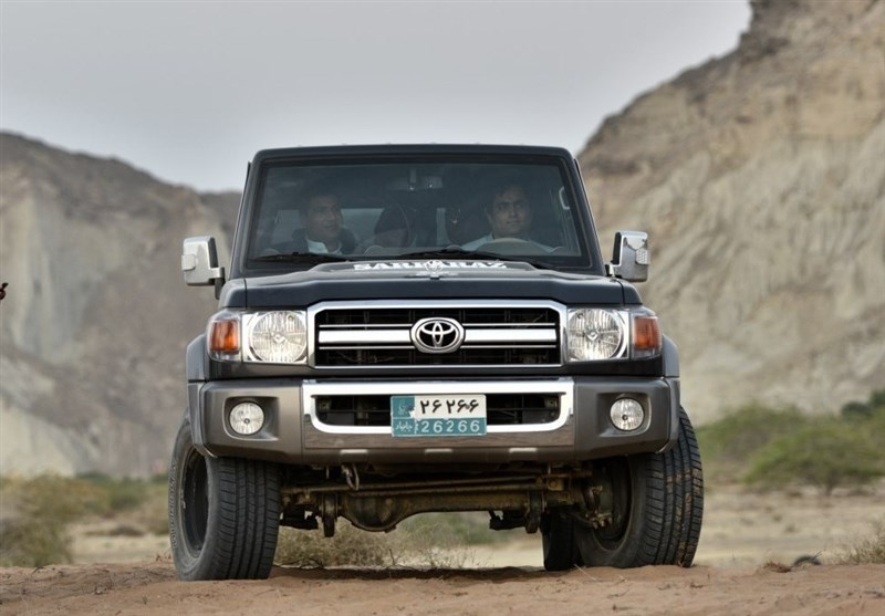 مردم از پیش‌‌خرید خودروهای پلاک منطقه آزاد‌ خودداری کنند