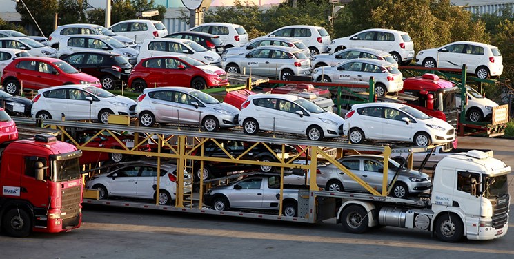 خودروهای وارداتی به‌زودی در بورس کالا عرضه می‌شود