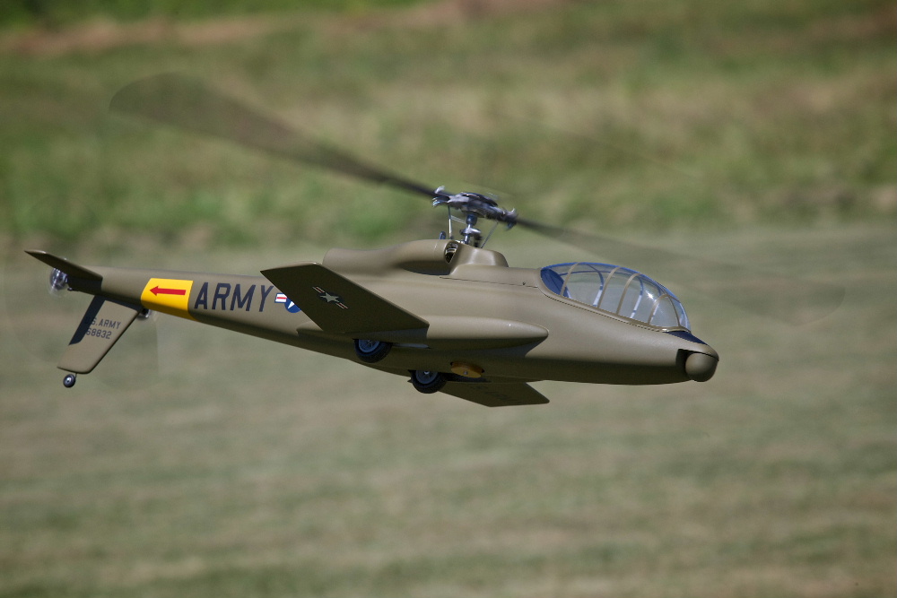 هلیکوپترها تا چه ارتفاع و مسافتی می‌توانند پرواز کنند؟