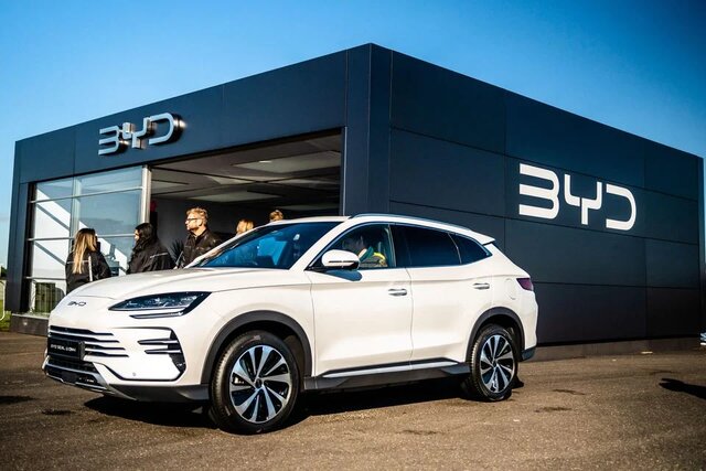 فروش بی‌وای‌دی کاهش یافت