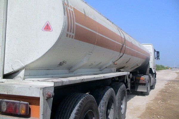توقیف ۵ کامیون حامل گازوئیل قاچاق در بم