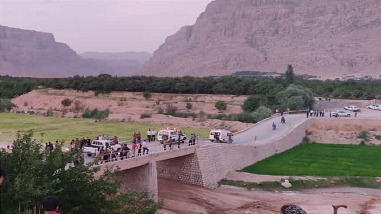 هیچ یک از محور‌های فارس دچار خسارت نشدند