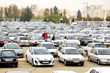 پیش‌بینی بازار خودرو قبل از عید / خودرو ارزان می‌شود؟