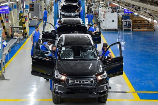 ایران‌خودرو دیزل از رکورد تولید ۱۴۰۳ عبور کرد